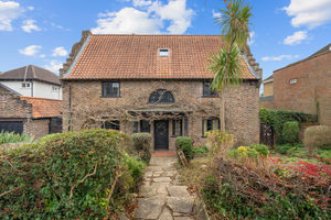 Photo 17- click for photo gallery